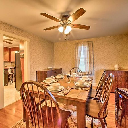 Whimsical Lancaster House With Porch Near Amish Farm Villa ภายนอก รูปภาพ